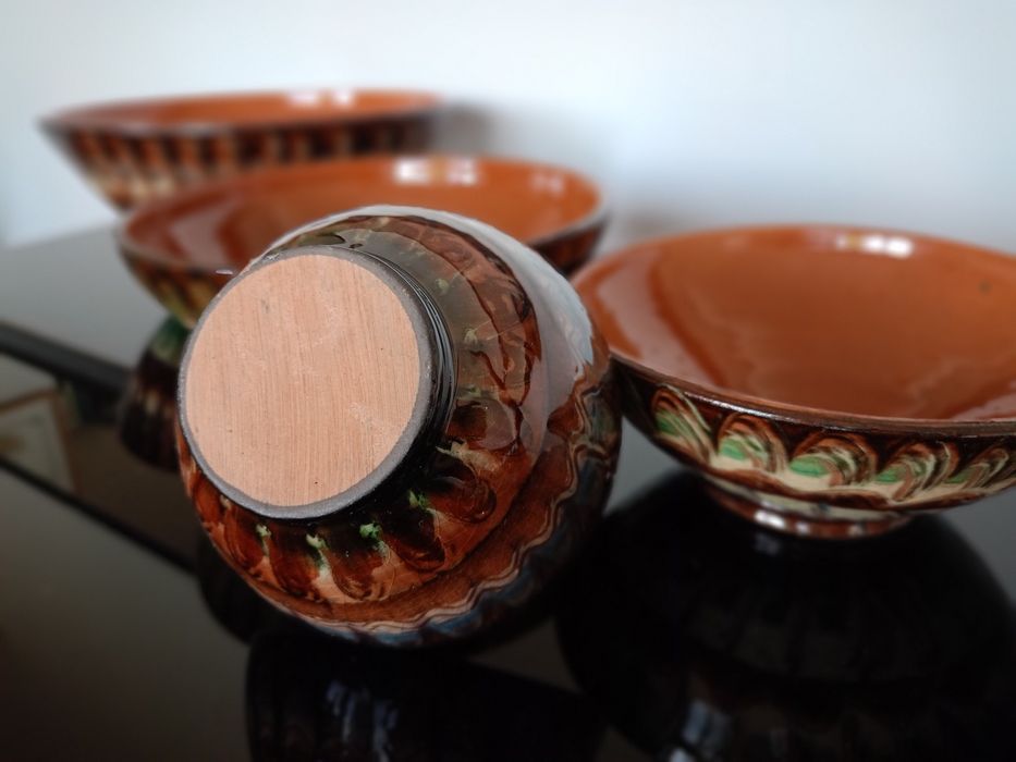 Miski ceramiczne, rękodzieło, zestaw 4 misek