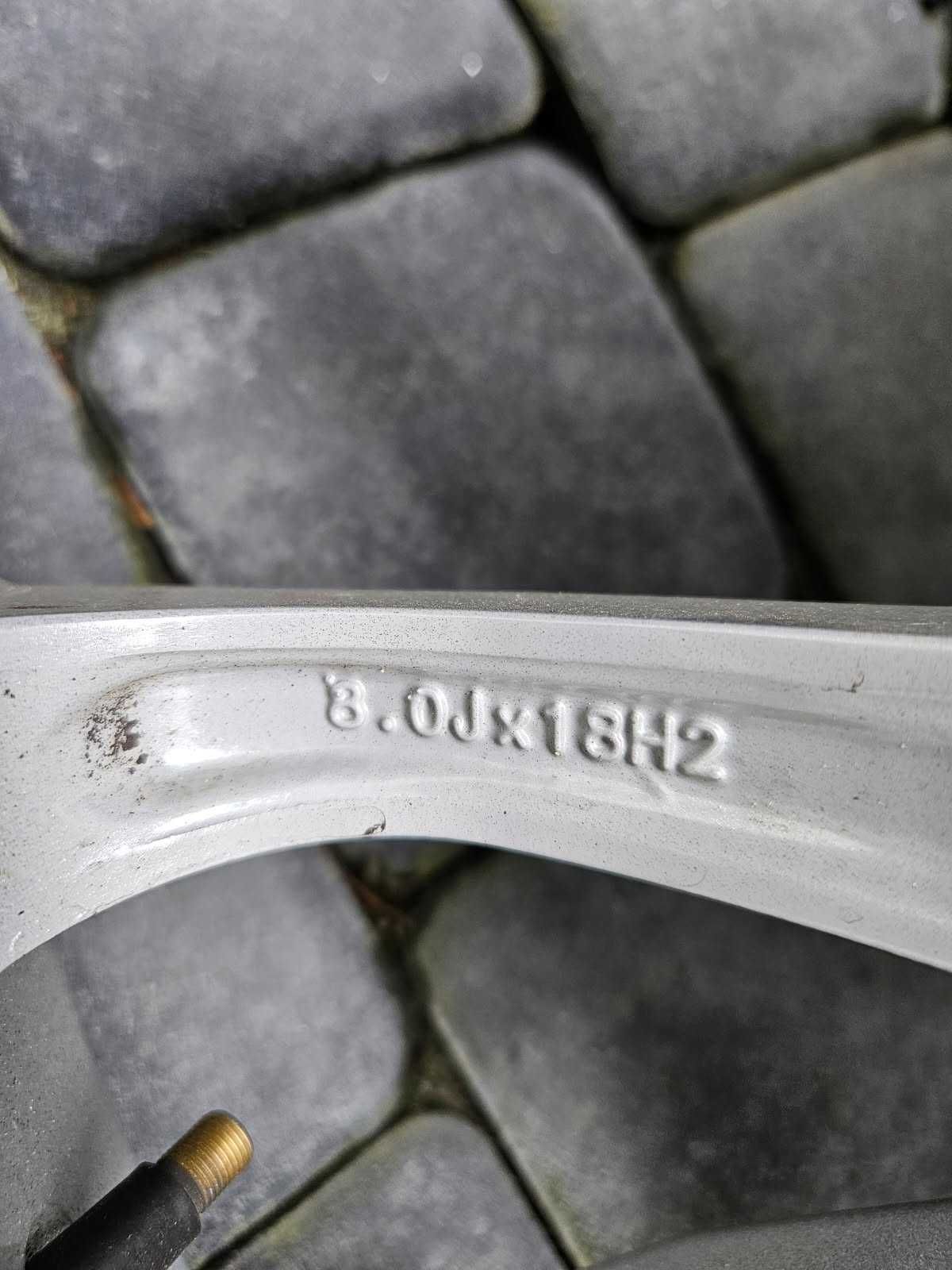Felgi Volvo R18. Alufelgi 8x18