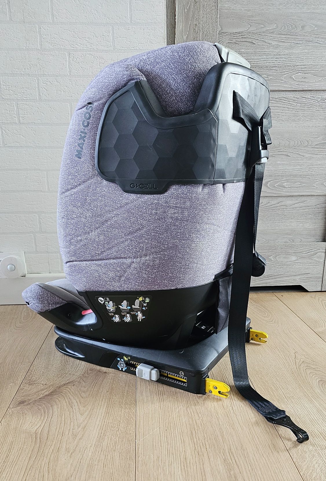 Fotelik samochodowy Maxi Cosi Titan pro isofix 6-36