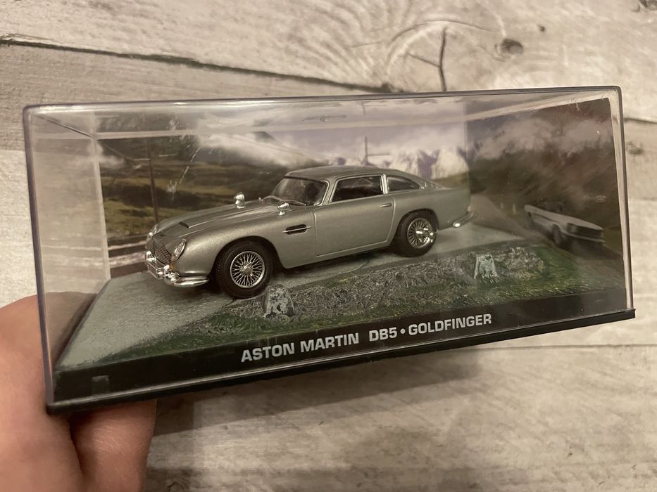 Aston Martin DB5 Goldfinger 007 James Bond Model vintage