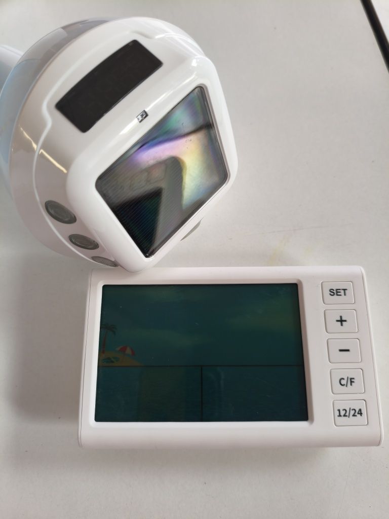 Termometr basenowy z odbiornikiem solarny RGB