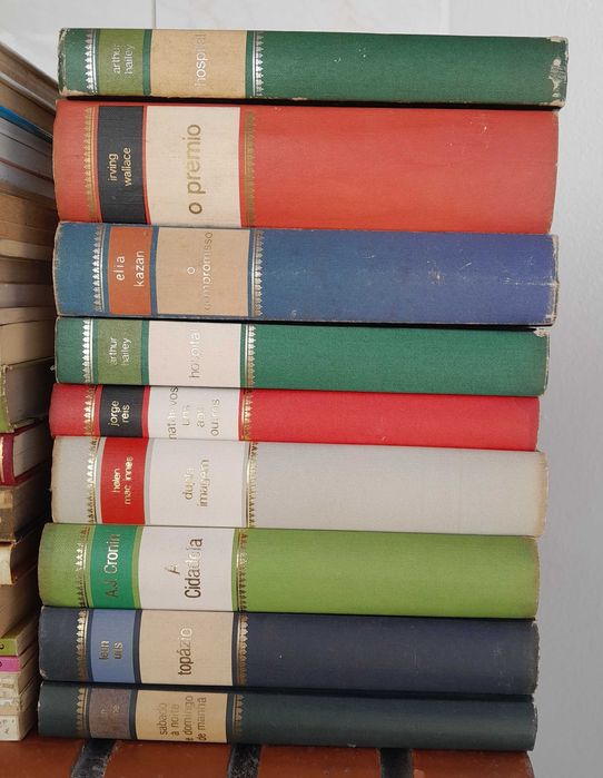 Livros  diversos