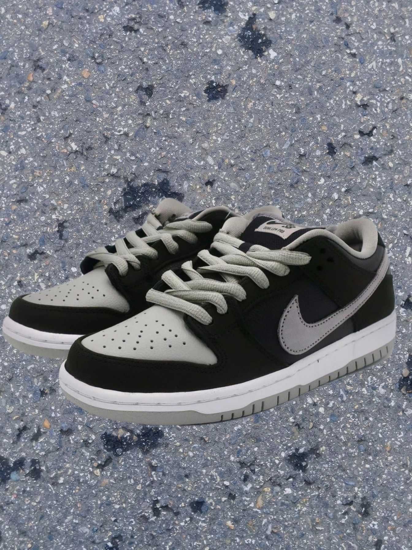 Buty codzienne NikeSBDunkLow black nowy z metką EU.43