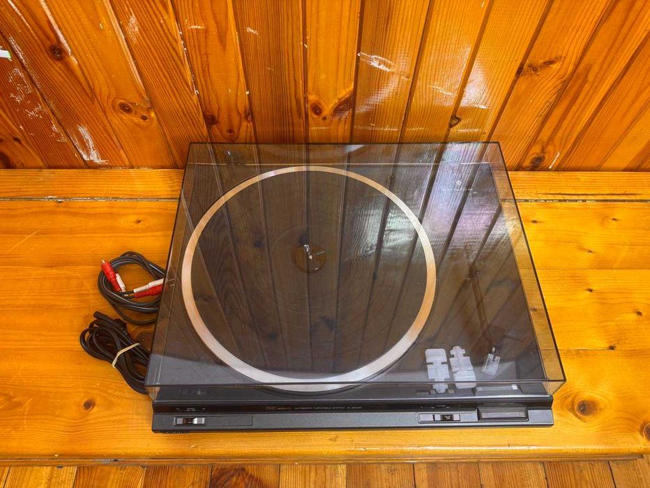 Gramofon TECHNICS SL-BD20D (super stan)