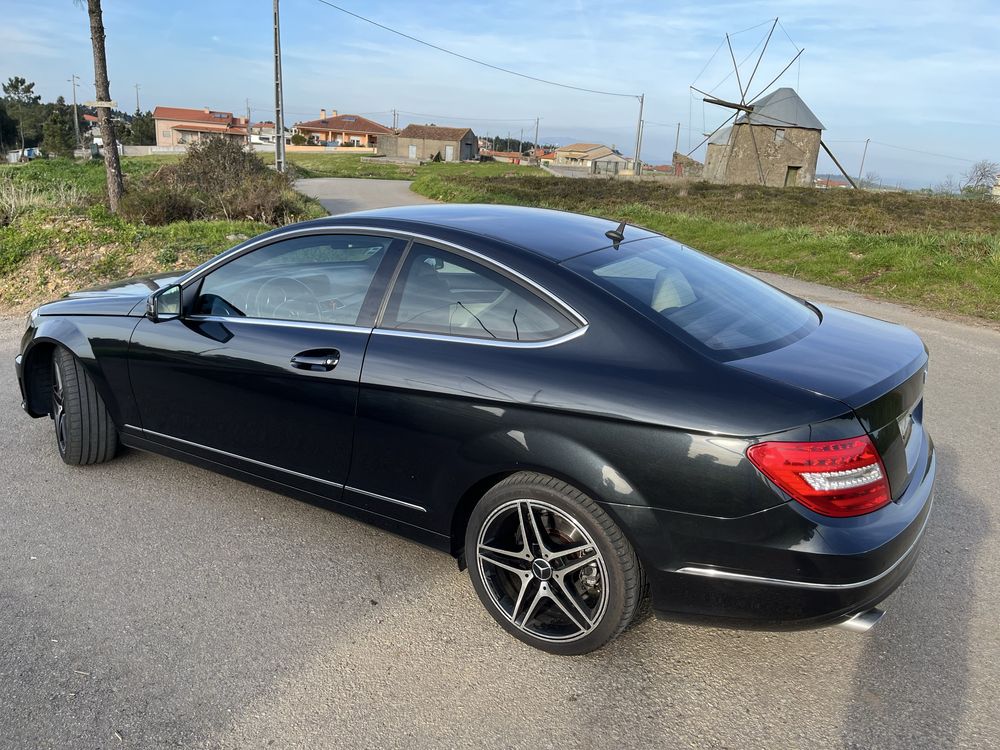 Mercedes-Benz C 220 Coupe