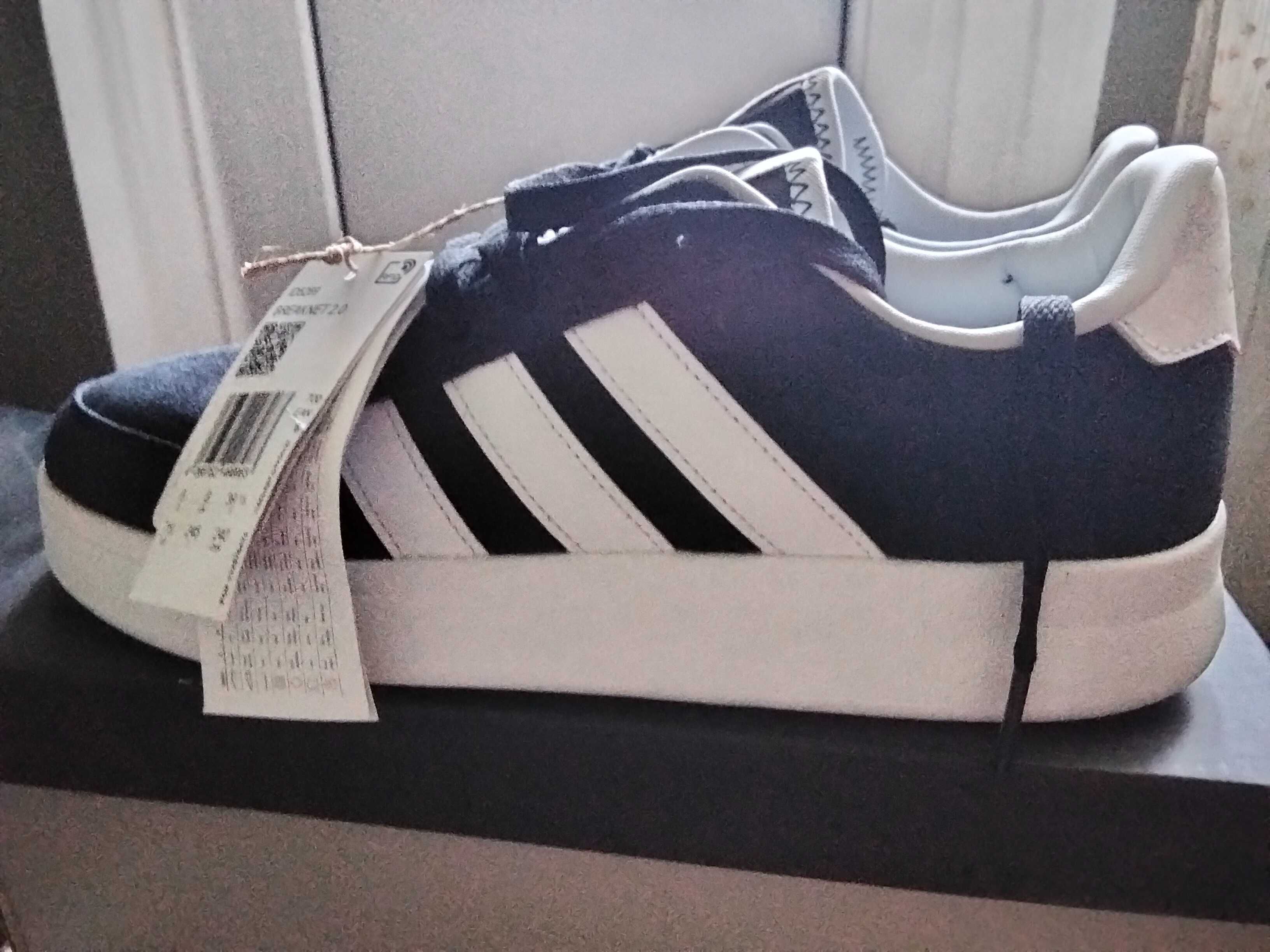 Продам кросовки кросівки Аdidas (подросток,женщина,мужчина)