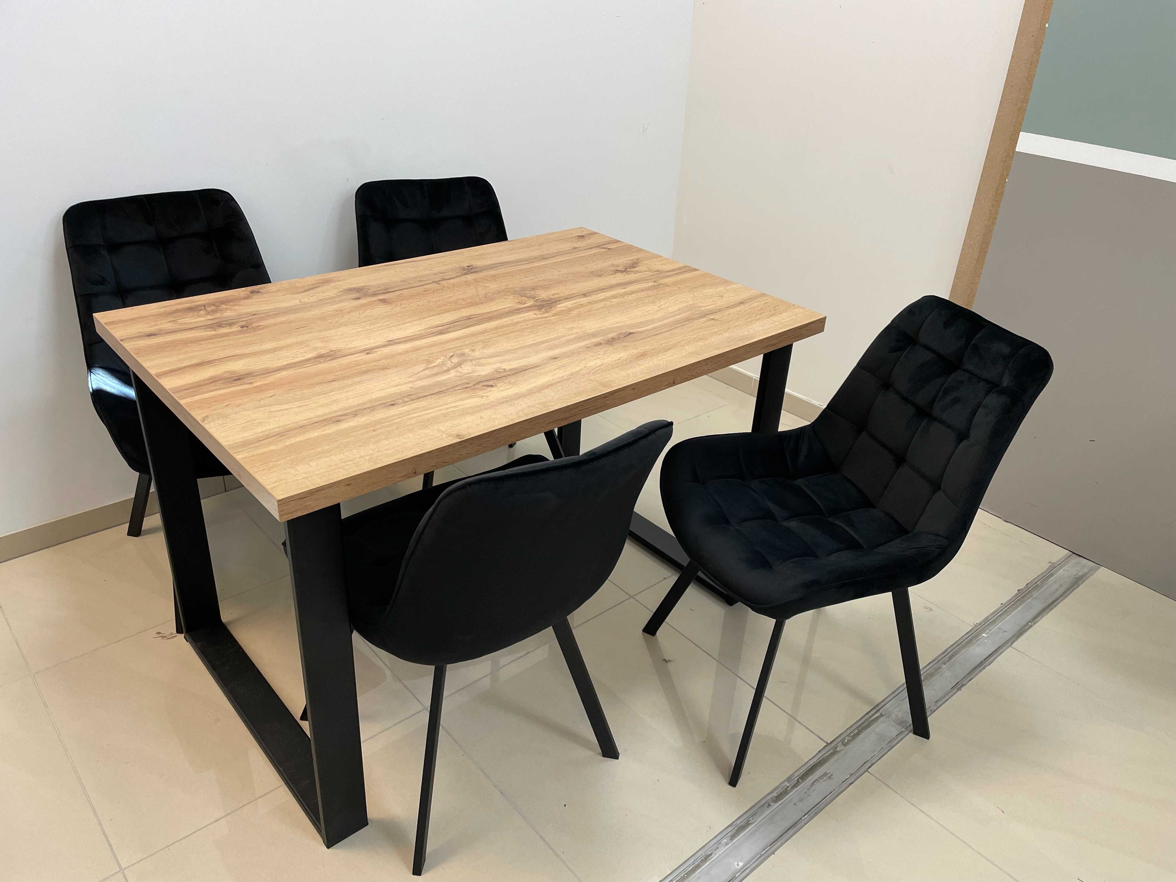 (603)  Stół na metalowych nogach + 4 krzesła, nowe 1250 zł