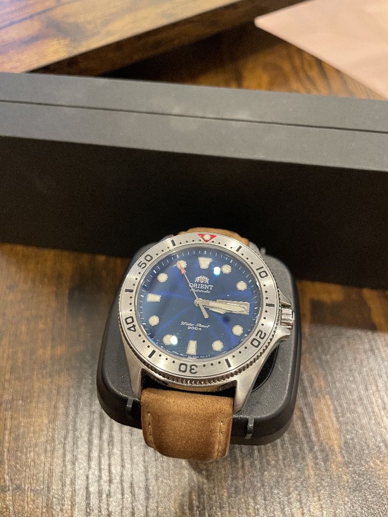 Orient Ray II, automat, szafir
