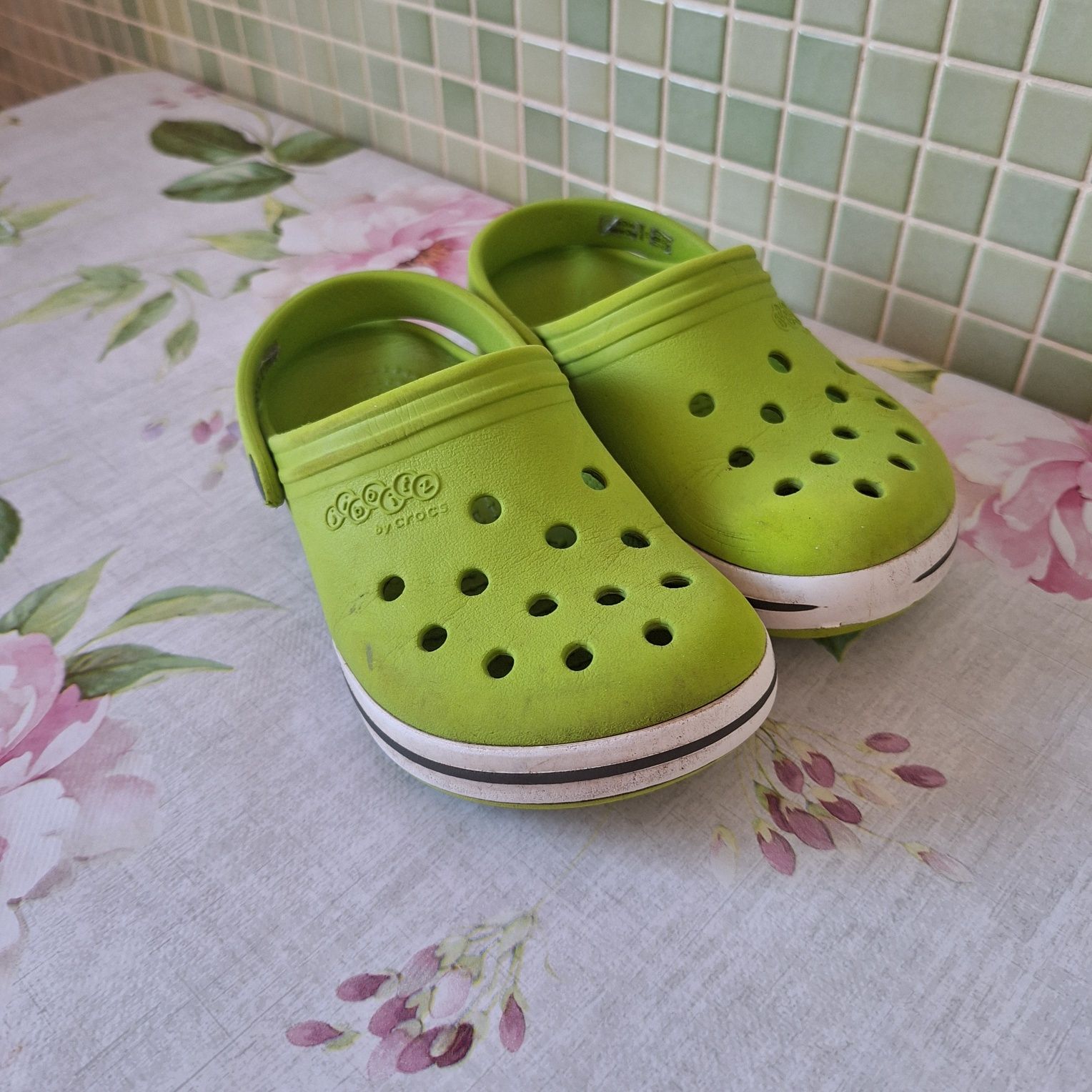 Sandały Klapki crocs rozmiar c10