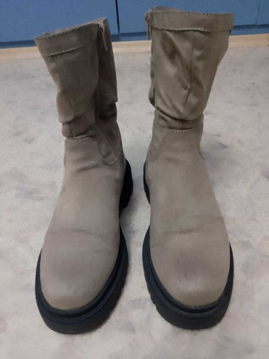 Продам женские сапоги, зимние мех, кожа-лайка, велюр.