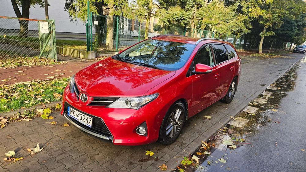 Toyota Auris Polski salon, stan idealny, niski przebieg, automat, 132 KM