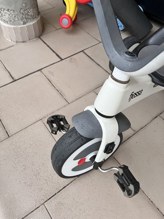 Rower trójkolowy  dla dzieci Fjessa