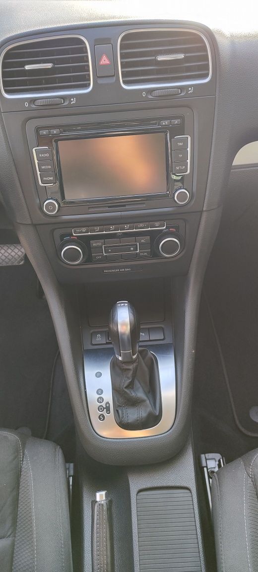 Volkswagen golf 1.6 DSG7 variant highline