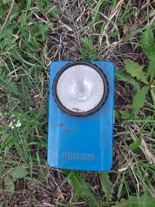 Latarka Philips niebieska metalowa prl płaska bateria