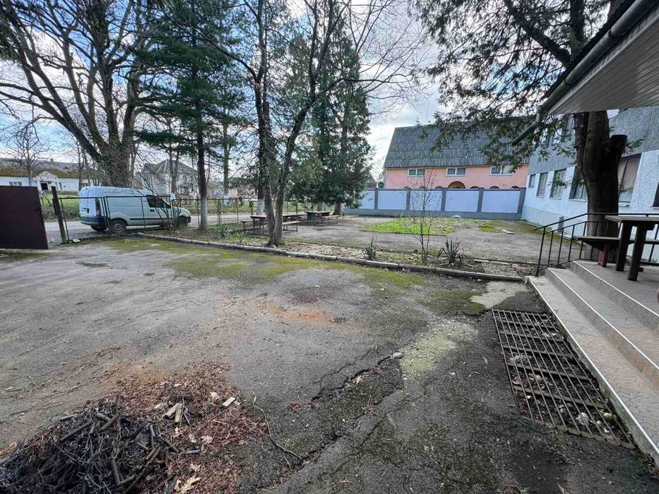 Нежитлові будівлі - c. Загаття, Закарпатська обл.