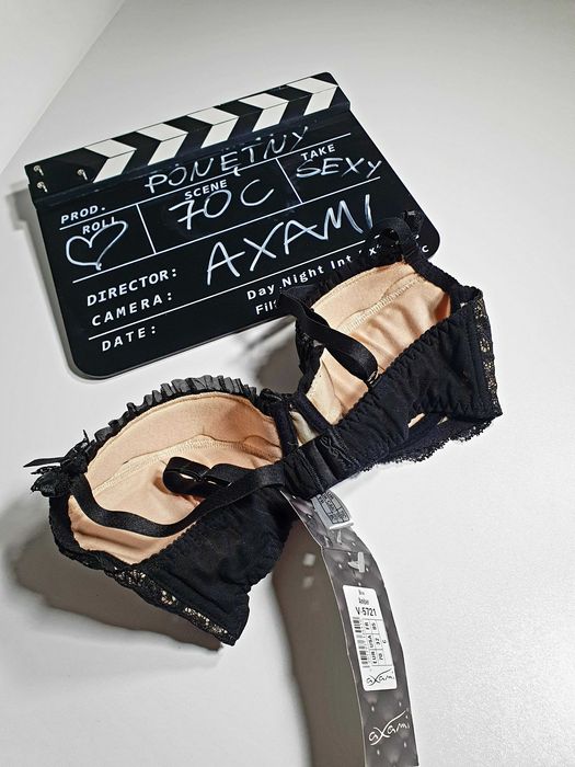 stanik AXAMI cielisty z koronką