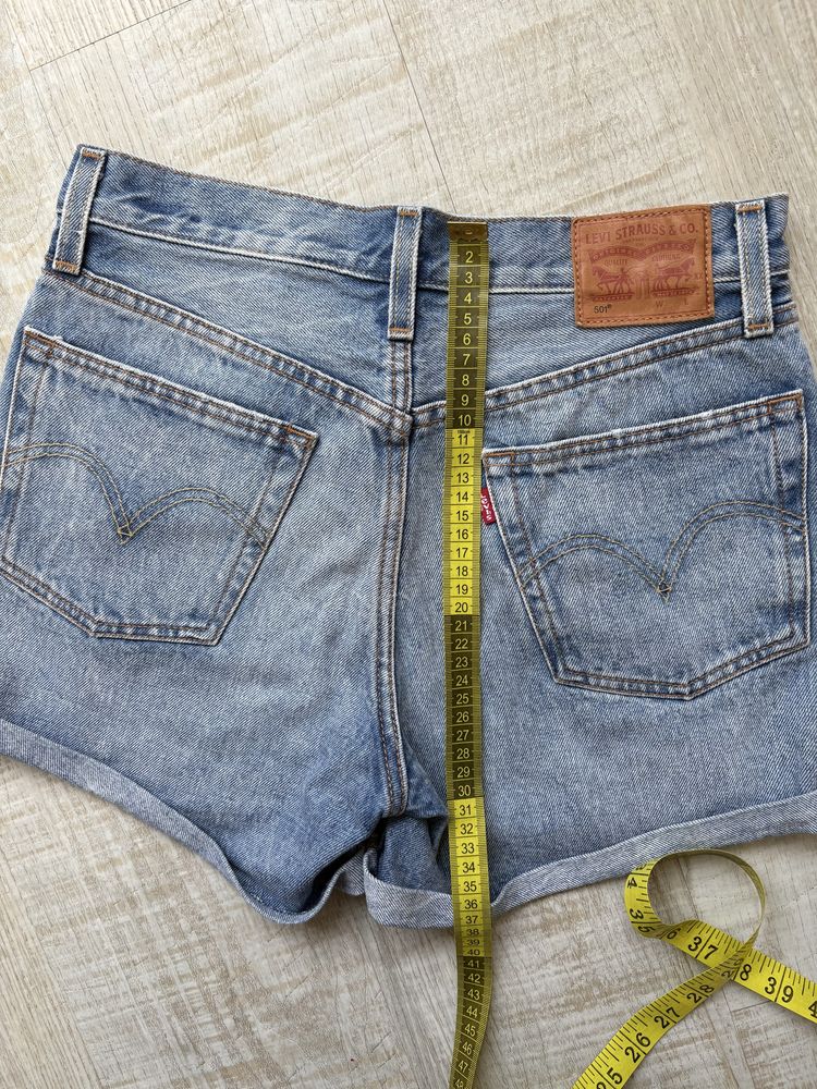 Шорти Levi’s розмір W26