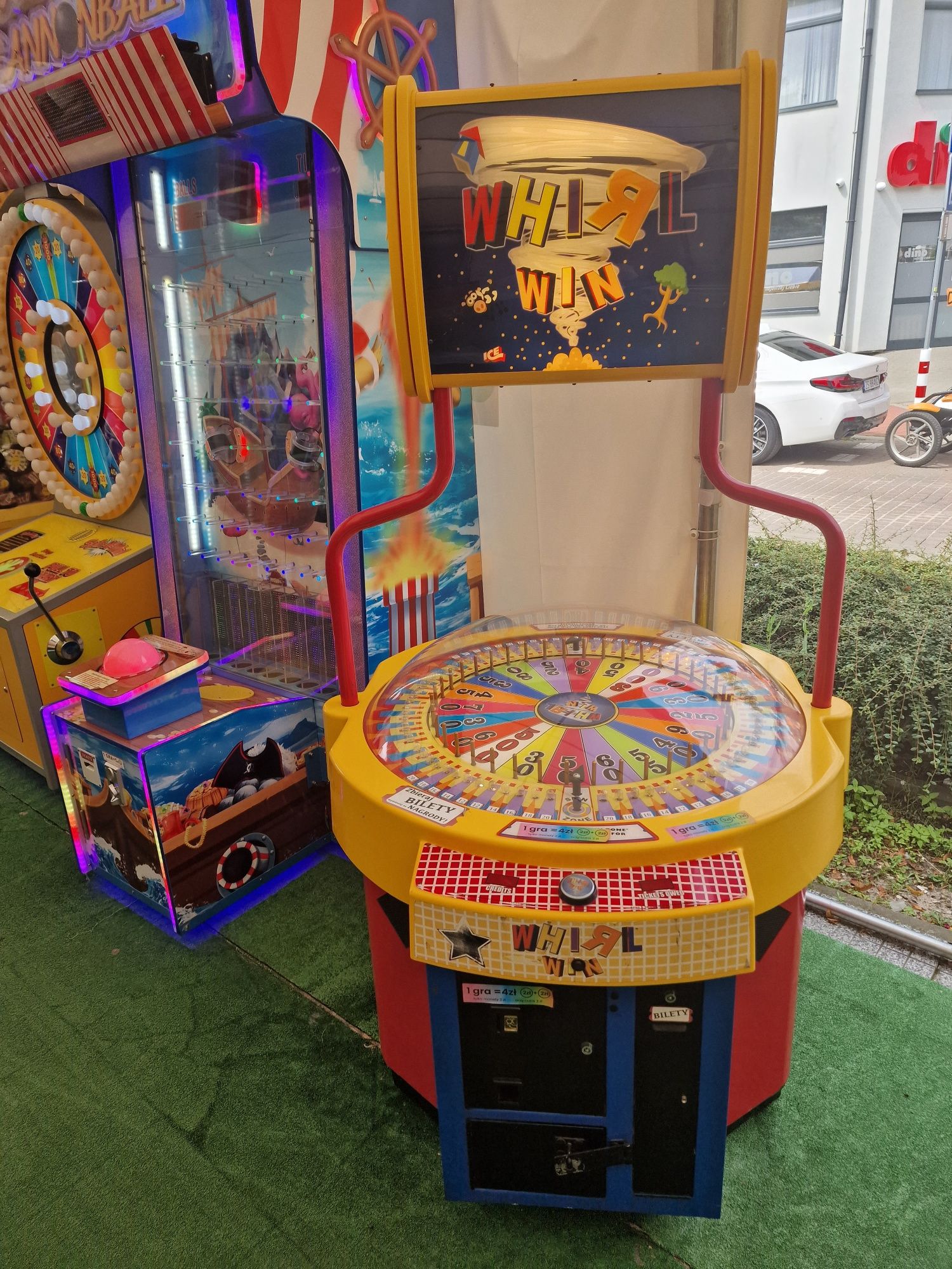 Automat zarobkowy, rozrywkowy, ticketowy 2 os. Ruletka Whirl Win