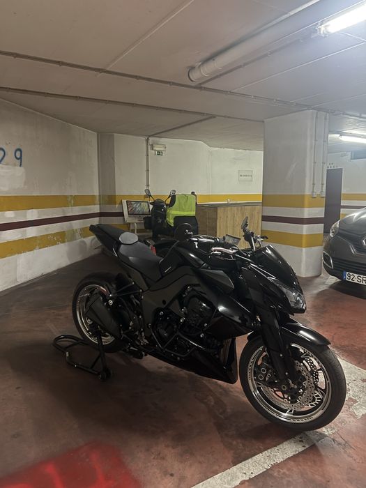 Kawasaki Z1000 ABS [Black Edition]