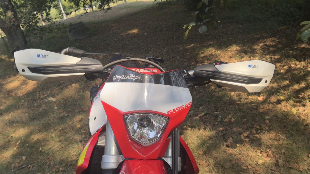GasGas EC 300 - (47 horas, nova)