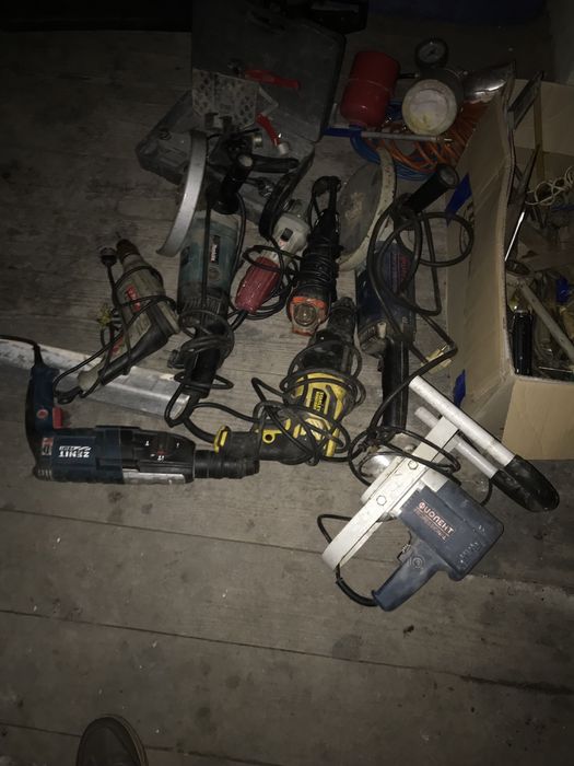 Продам электроинструмент