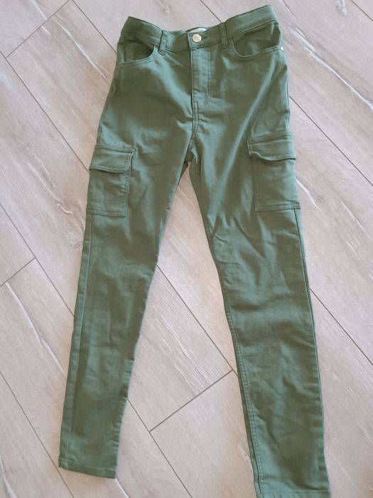 Джинсы на девочку 146 см стрейч