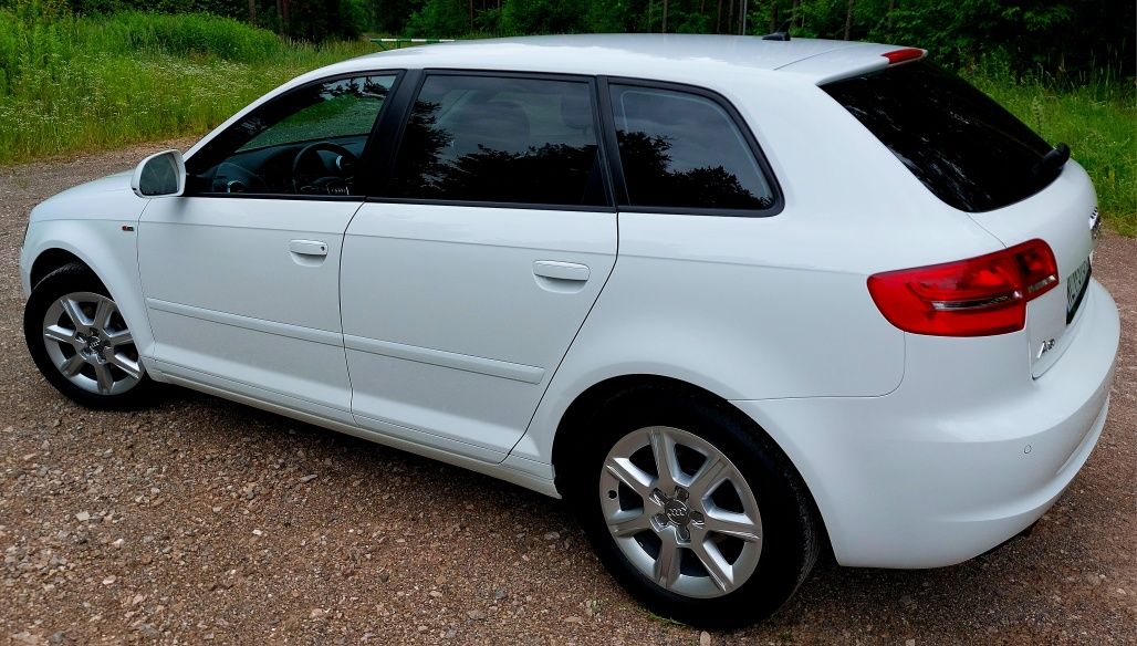 Audi A3 8P 1.6 TDI S Line