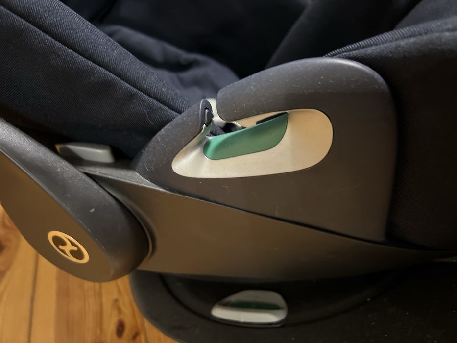 Дитяче автокрісло Cybex Cloud Z2 Plus i-size (від 0+ років)