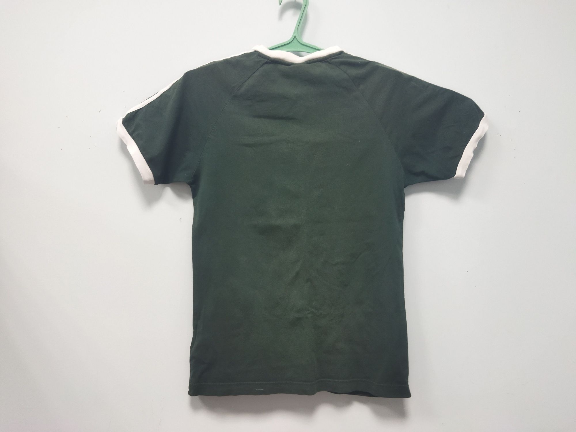 Футболка Adidas California Tee зелена Розмір М
California T-shirt In G