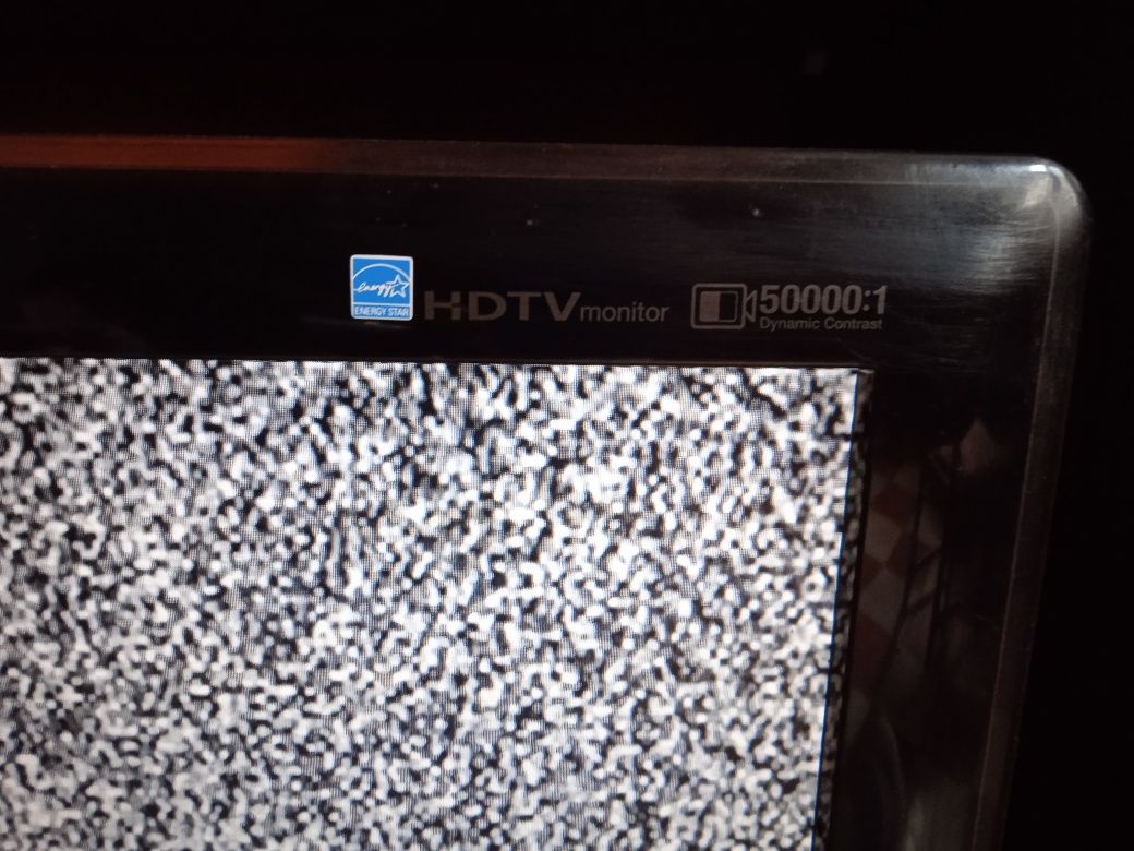 Samsung P2770HD TV