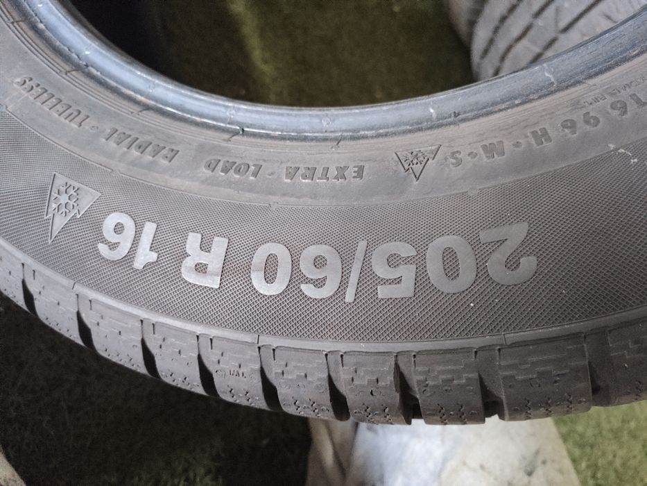 Opony zimowe 205/60/16 Continental
