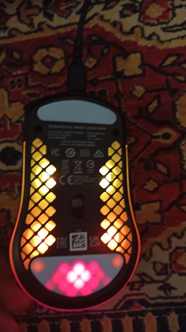 Myszka steelseries Aerox 3