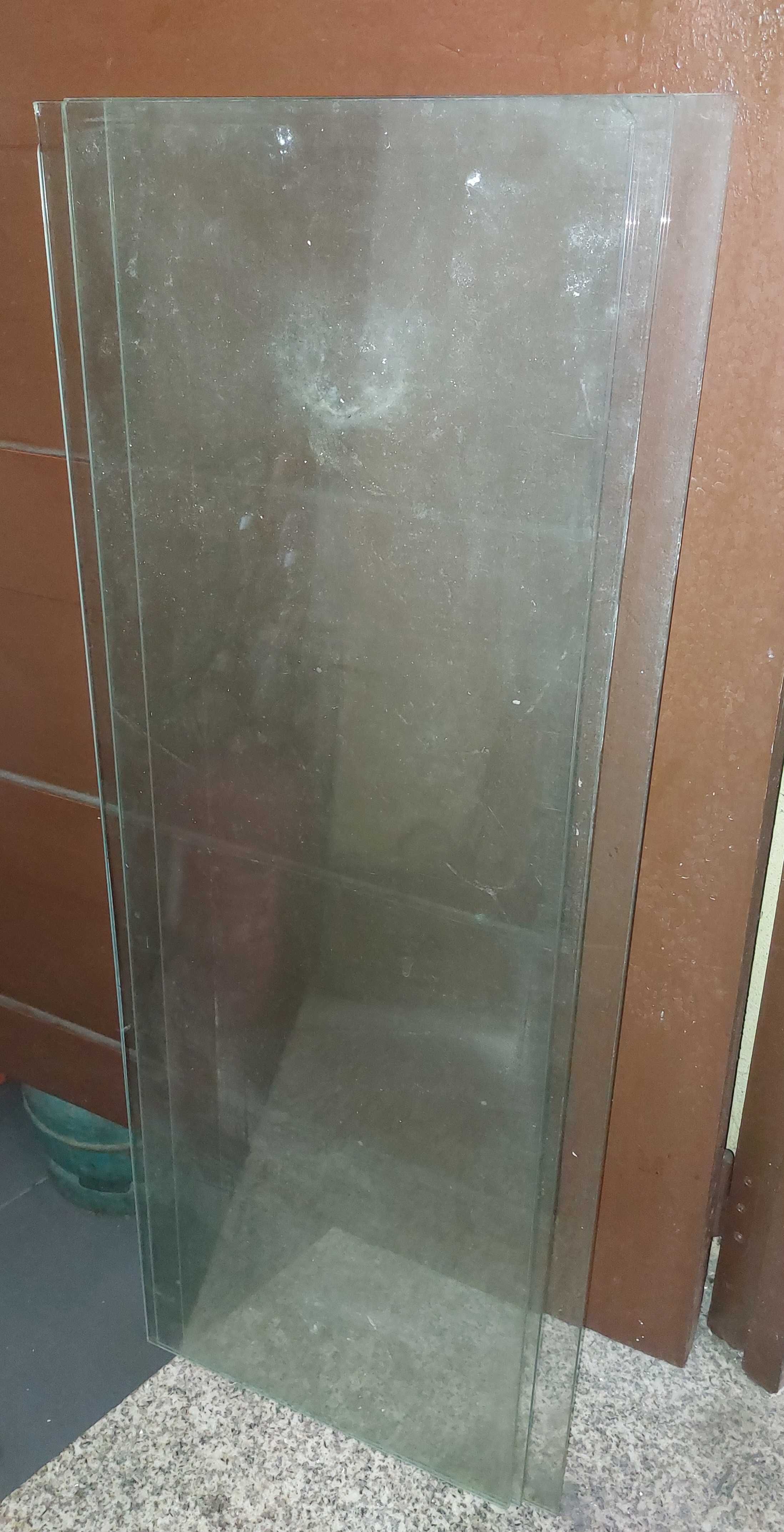 3 vidros laminados (prateleiras)