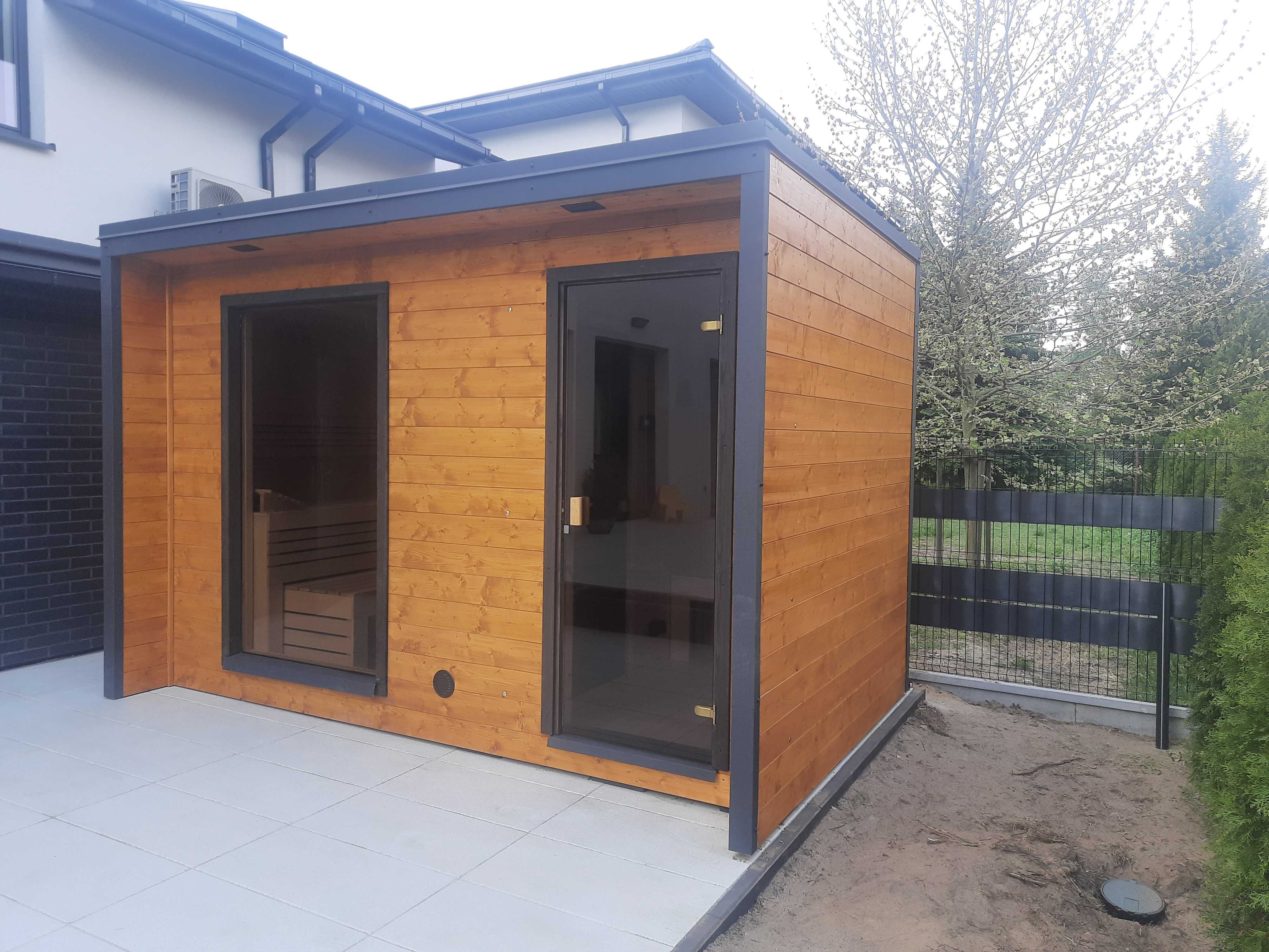 Sauna ogrodowa z przedsionkiem