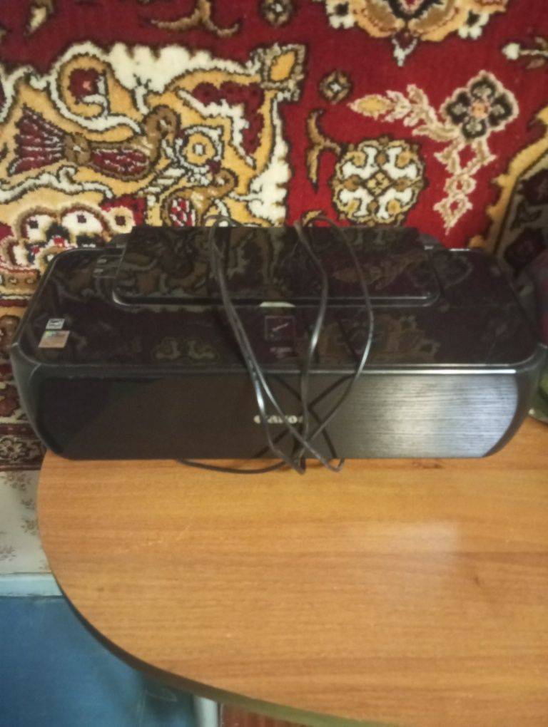 Продам принтер ip1800