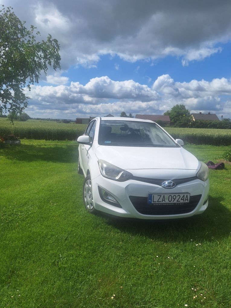 Hyundai i20 2014 LPG benzyna gaz biały