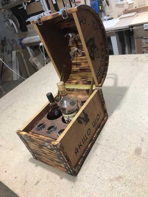 Мини бар с рюмками подарочный набор "сундучек"