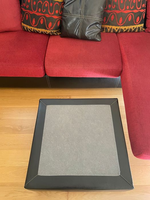 Sofa de tecido e pele usado