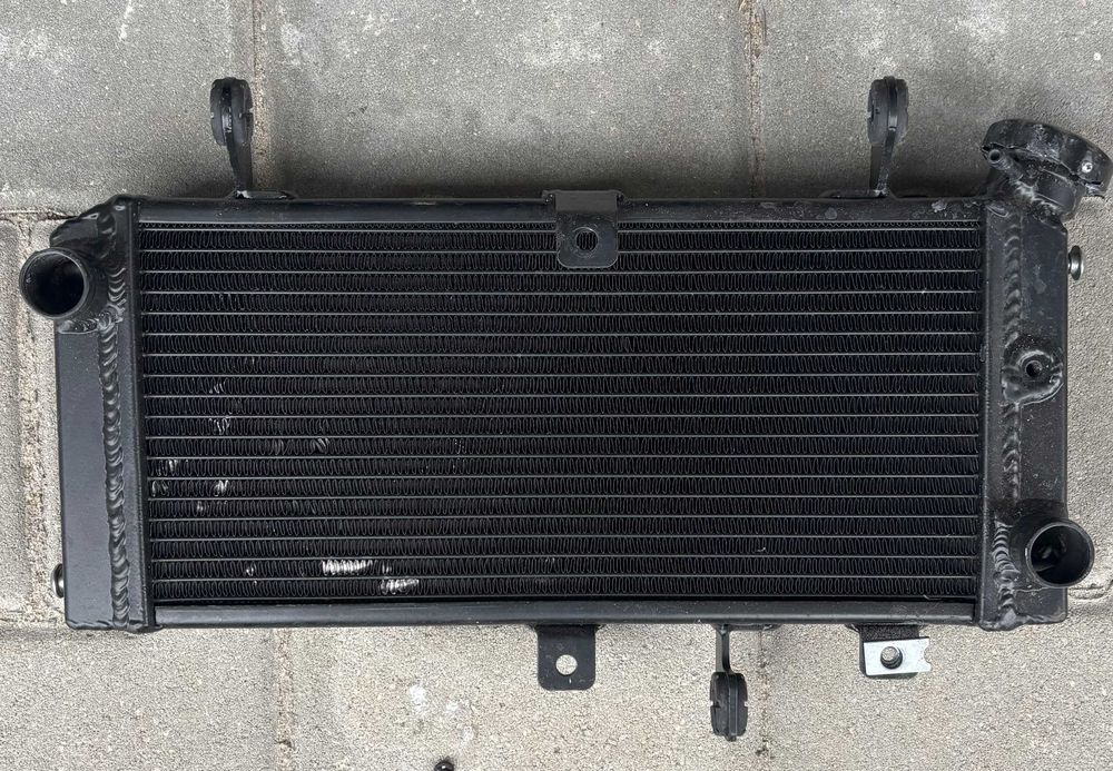 Chłodnica Suzuki SV650 abs 2016-