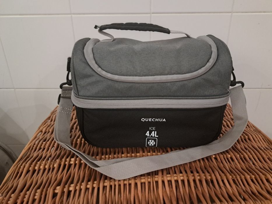 Lancheira QUECHUA 4.4L