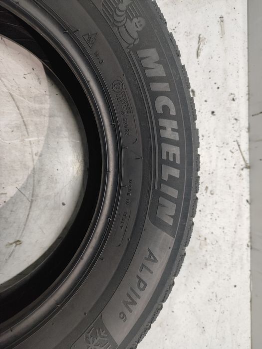 2 pneus semi novos Michelin 195/65R15 91T Oferta da Entrega