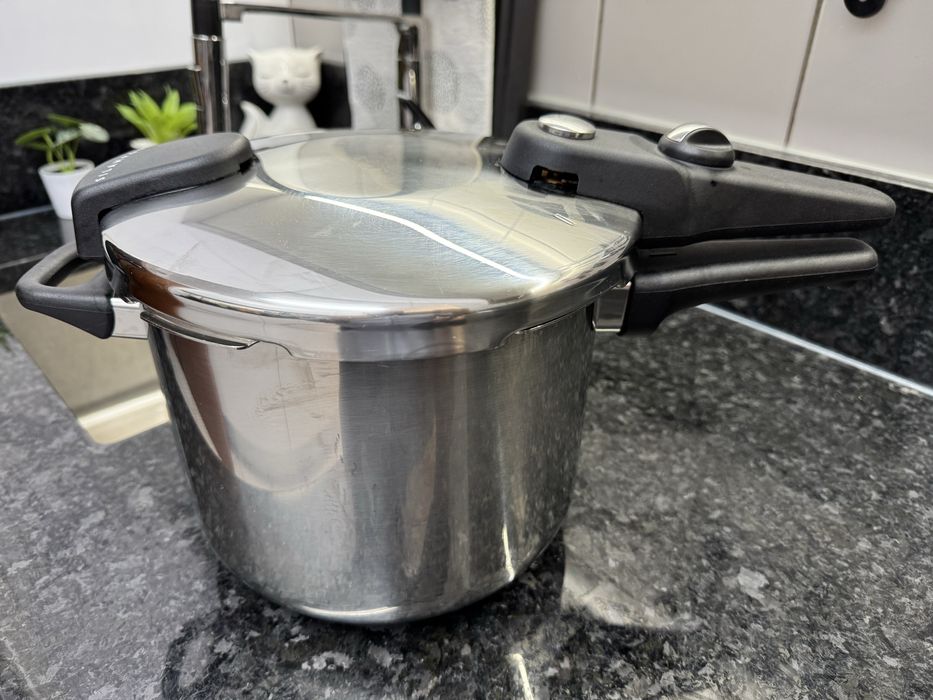 Panela de Pressão Silampos