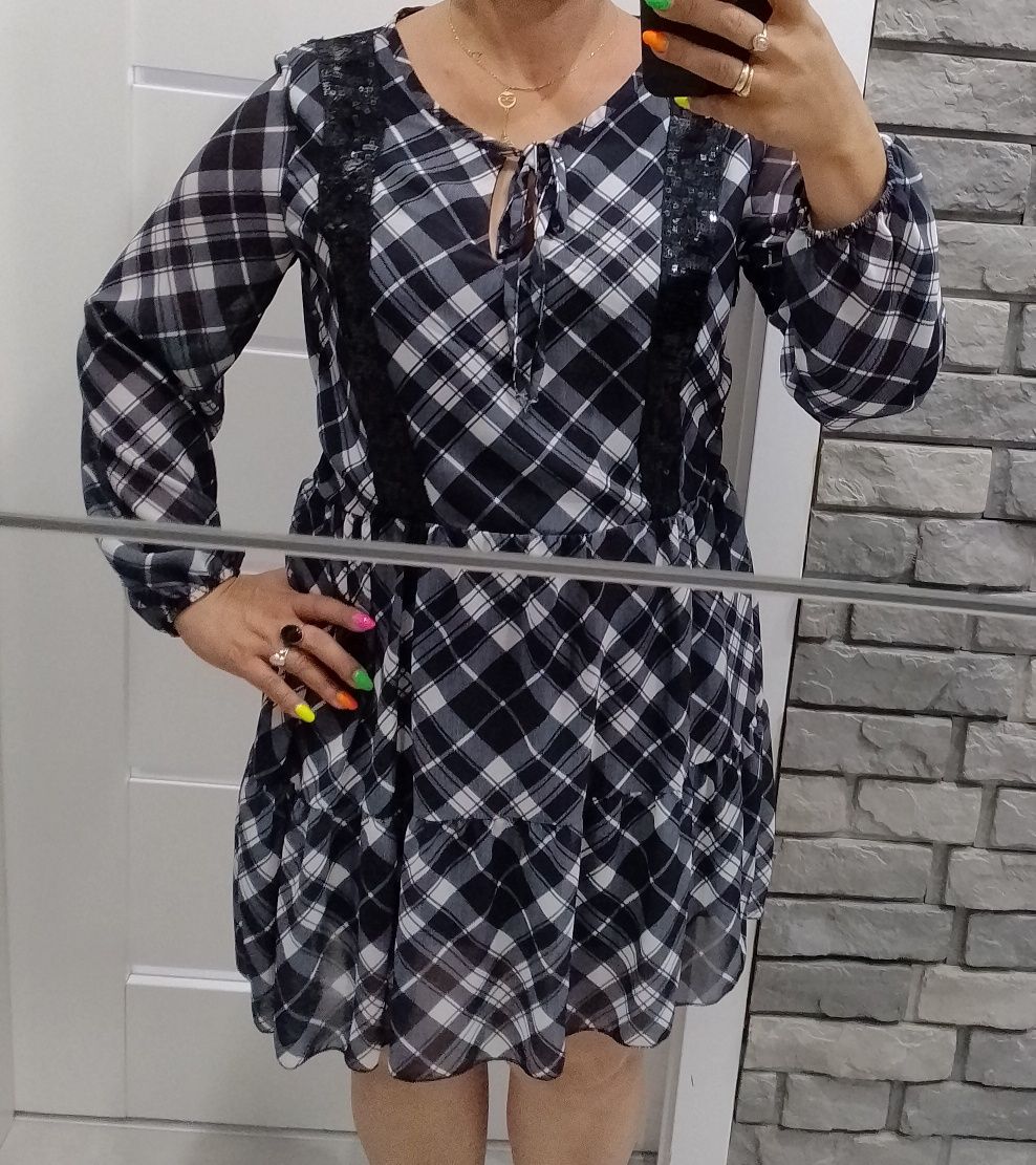 Zwiewna sukienka damska 38/40