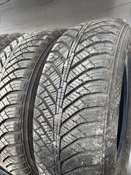 Продам зимову резину 185/70 R14 Kumho