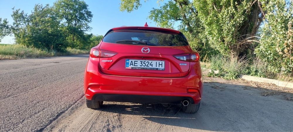 Продам власне авто Mazda 3