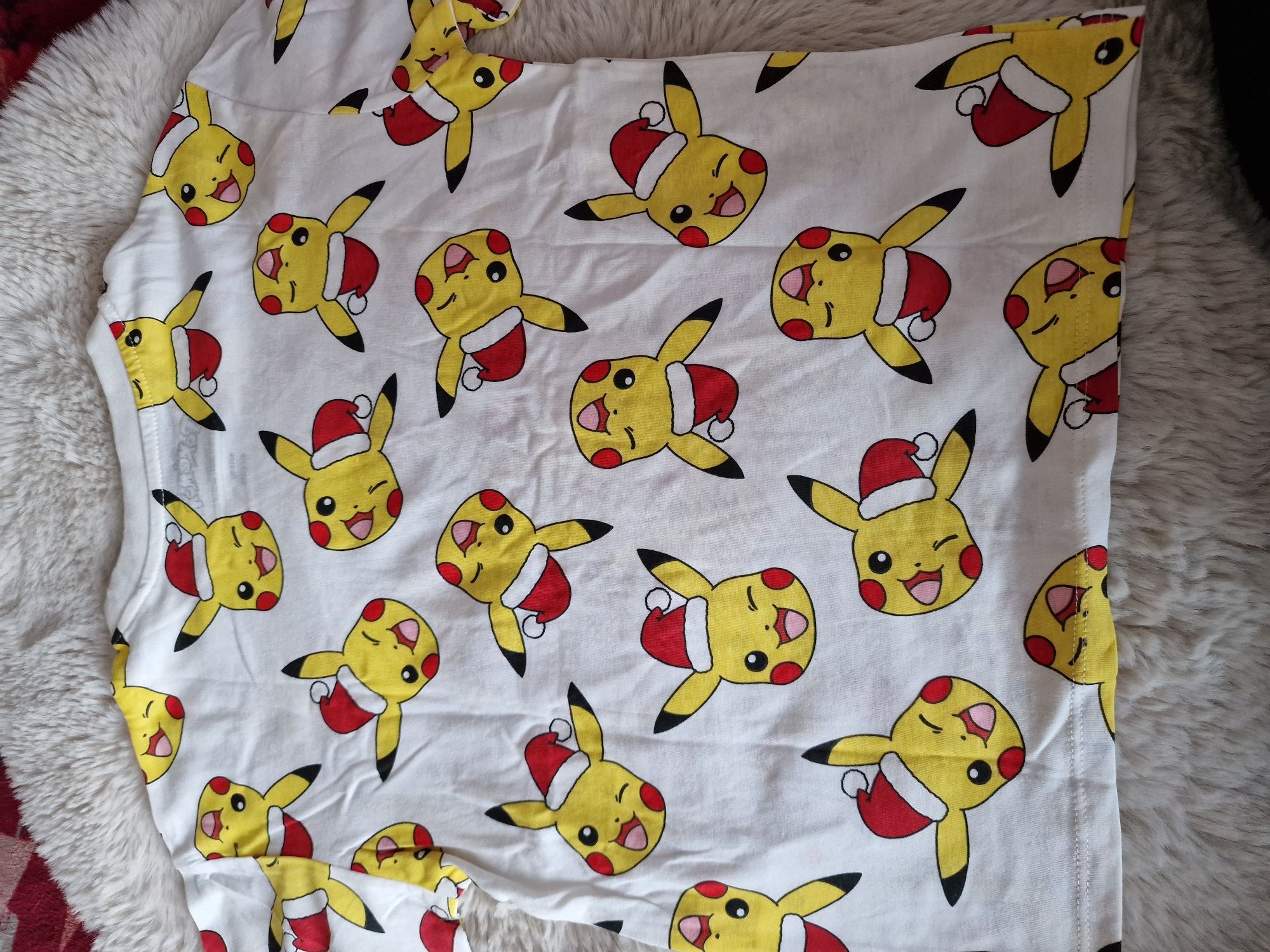 Nowa koszulka Pikachu 116
