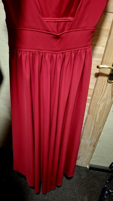 Випускне плаття , сукня з голою спинкою