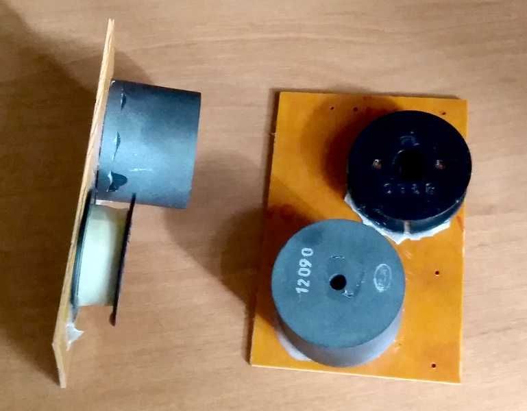 Фильтр кроссовер 2-полосный (1.2 + 0.4 mH катушки)