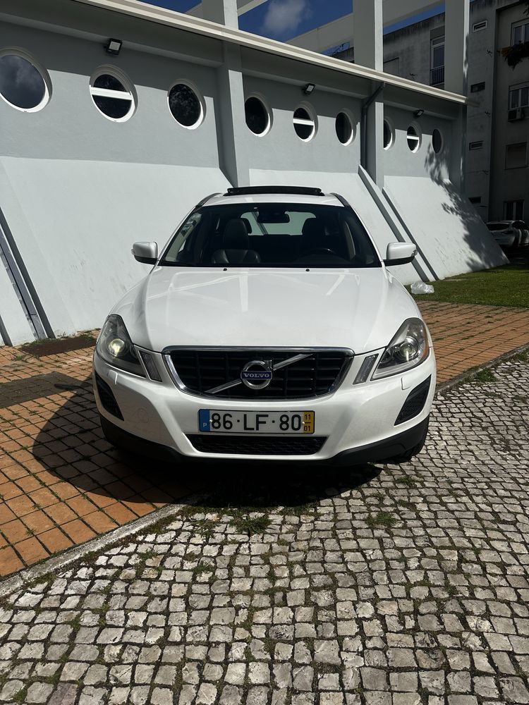 Volvo XC60 aceito retomas