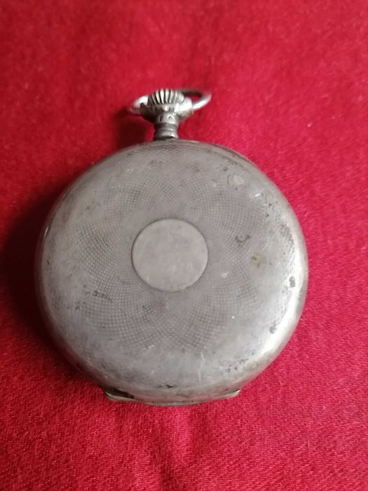 Relógio de bols Helios a necessitar arranjo
